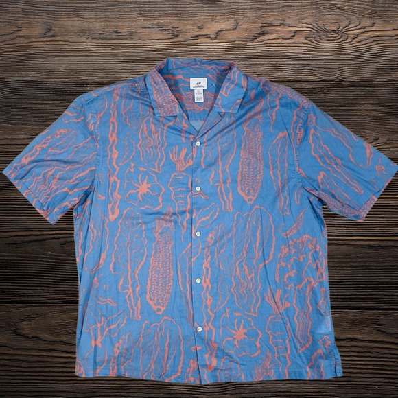 Lot of 2 HM Large Mens Relaxed Fit Short Sleeve Button Down Shirts Blue Red NWOT - Picture 2 of 15